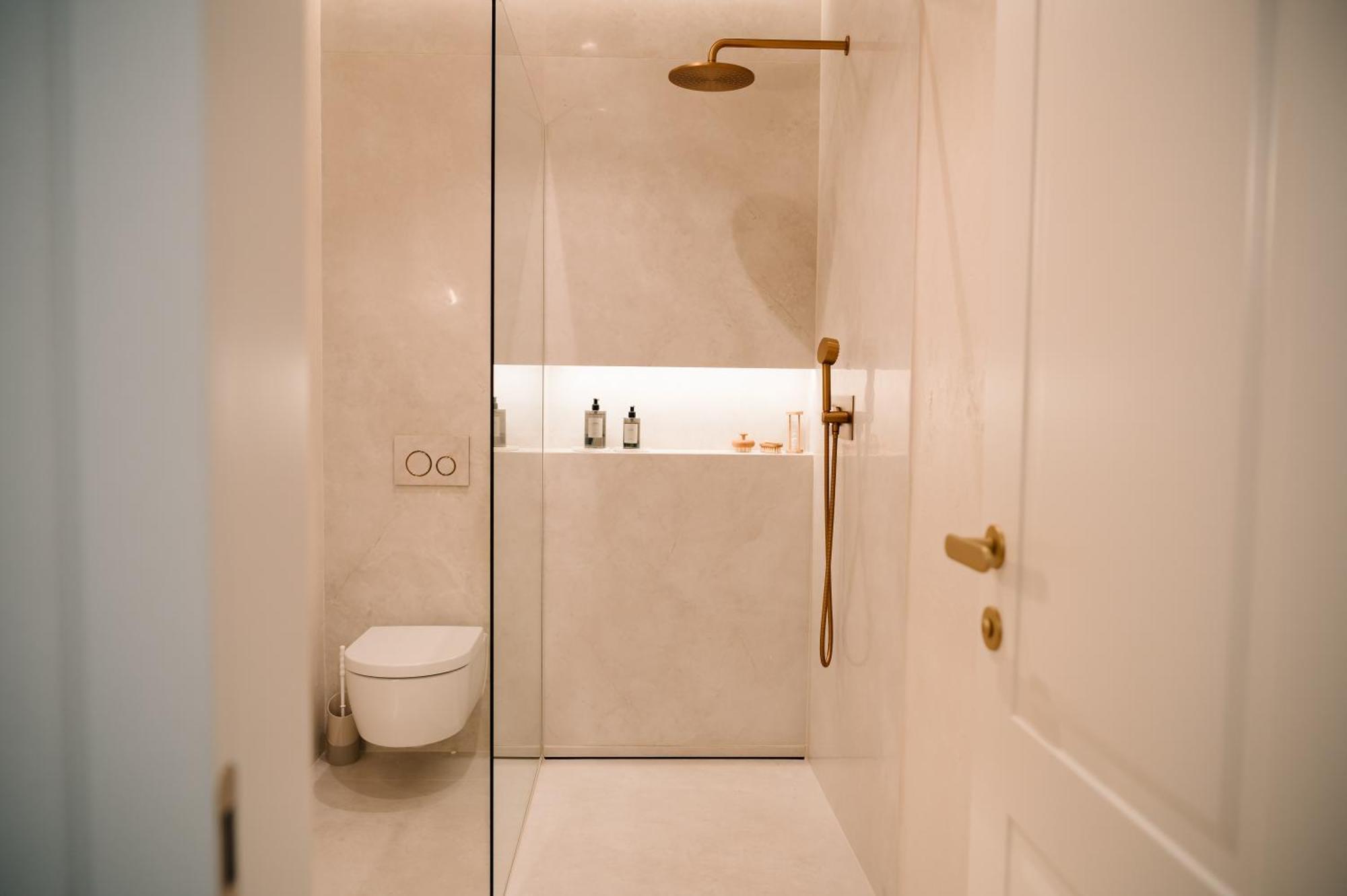 New Design Top-Class Suite Next To The Castle-Free Parking-Terrace Bratislava Exteriör bild